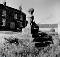 Borrowby Cross